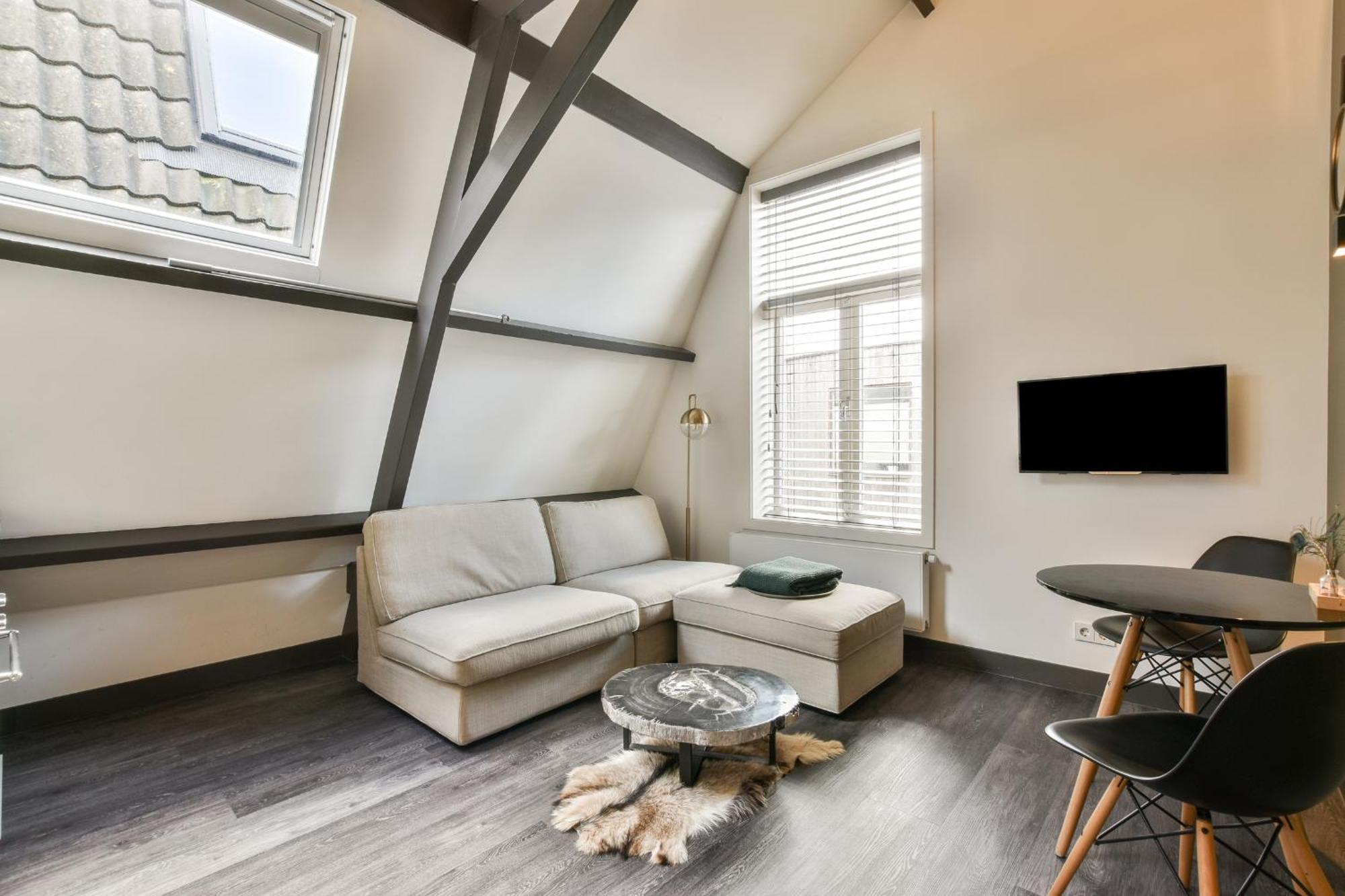 Loft Studio's Apartment *